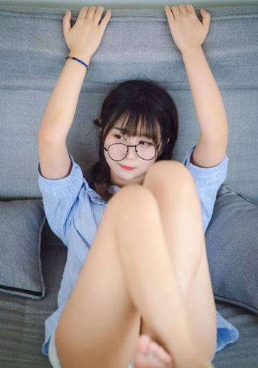 迪拜的女孩在线