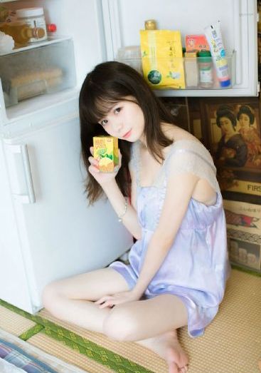 天降女子从2楼掉了完整版免费