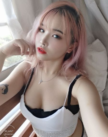 上原亚衣