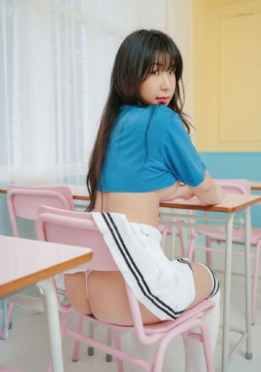 情女性花开