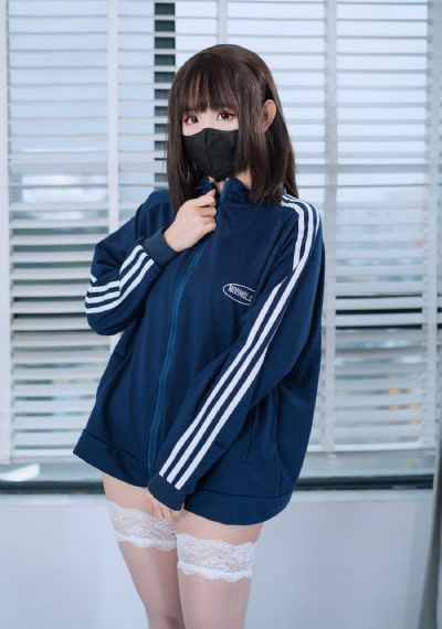 吃奶舔下面视频