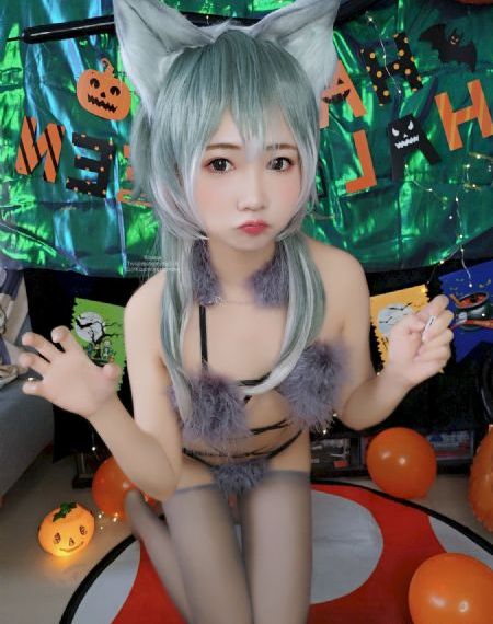 年上大佬掌心宠女儿救妈妈短剧