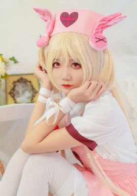 金瓶双娇