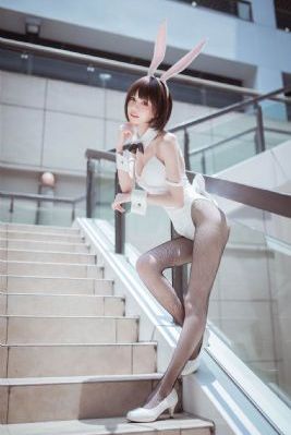 明天我会成为谁的女友